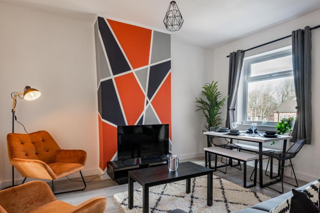 Hopetown Apartment-Modern 2 Bed With Free Parking Normanton  Exterior photo